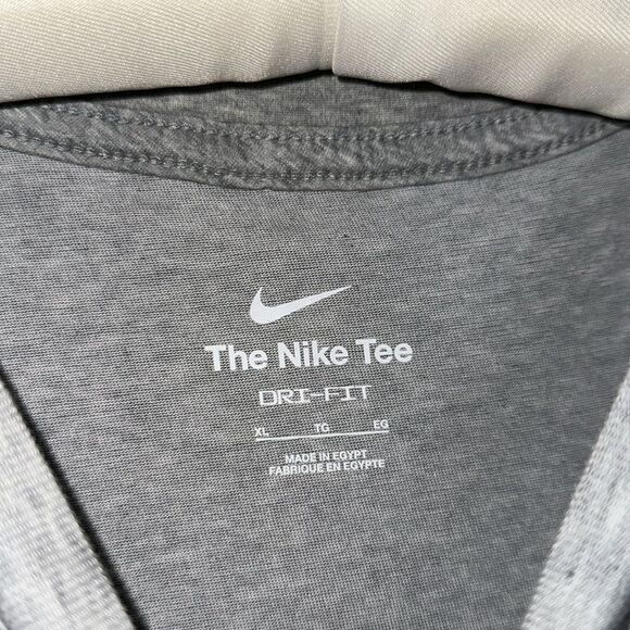 Nike XL Heather Gray Men’s Training Crew Short Sleeve Cotton Blend Tee - Picture 6 of 8